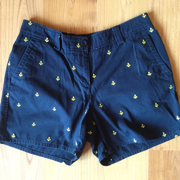 L.L. Bean Pants - Ll bean navy women’s shorts